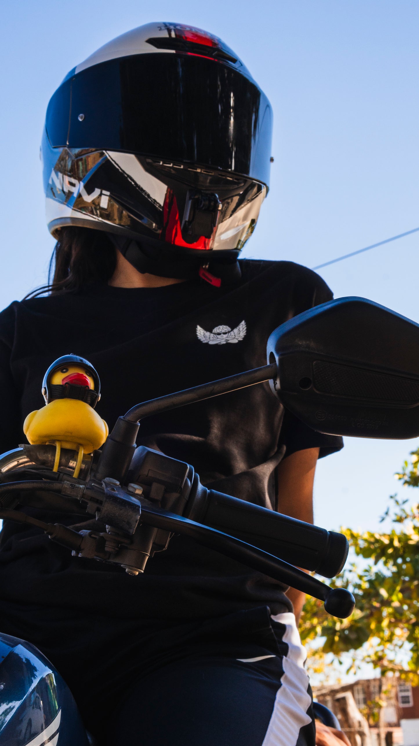 PLAYERA MINIMALISTA