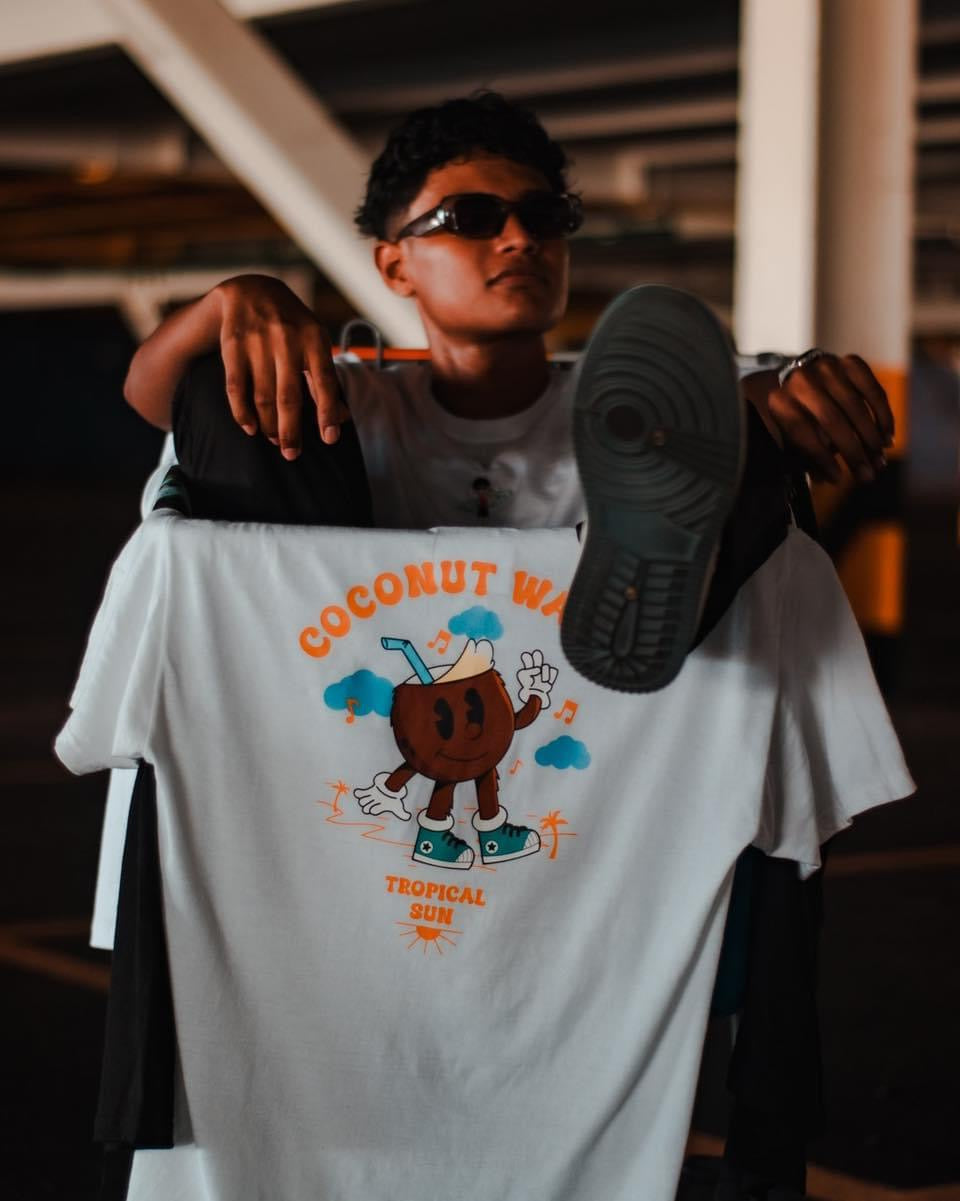 PLAYERA DEON COCO
